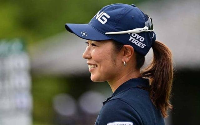 ドラえもんと“共闘”　V争い比嘉真美子の新ウェアに熱視線「ドラミちゃんいいねー」