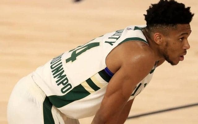 絶体絶命の窮地に追い込まれたバックス、アデトクンボが右足首ネンザで出場が微妙？