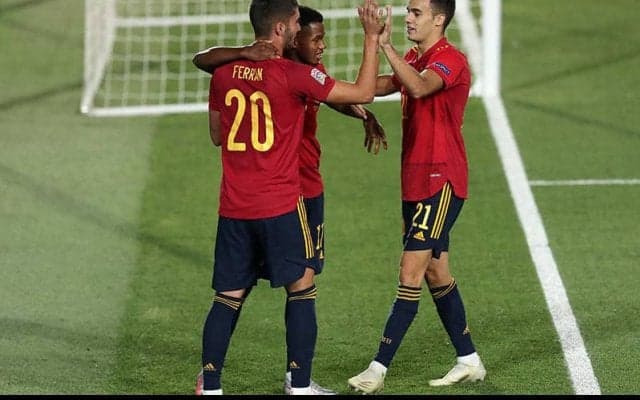 ルイス・エンリケ監督、スペイン代表最年少ゴール樹立のファティを賞賛「ベストの道を進んでいる」