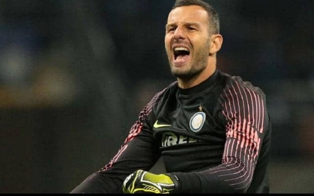 まさにバロテッリキラー！インテル守護神ハンダノビッチがシュートを止めまくる！【アンビリーバブル・セーブス】