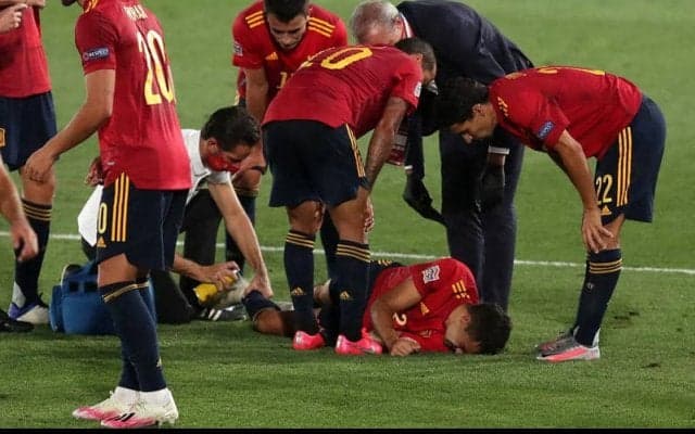 昨季飛躍のレアルDFレギロンがウクライナ戦で左足首捻挫