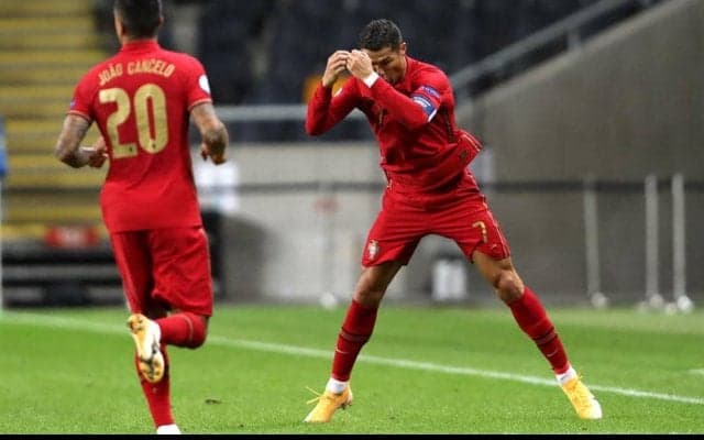 C・ロナウドが代表通算100ゴール到達! 欧州では初