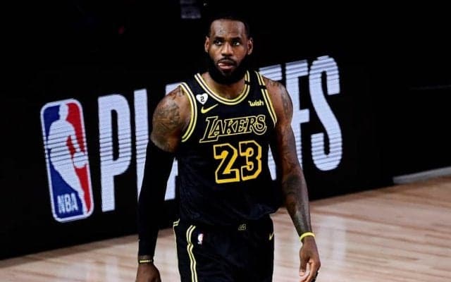 マンバウィーク関連商品の転売横行にニック・ヤングが憤慨、ナイキに対応を求める