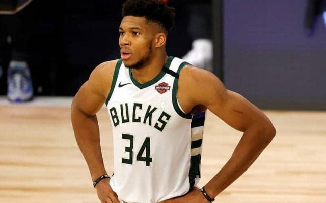 イースト準決勝敗退となったアデトクンボが移籍のウワサを否定「それは絶対にない」