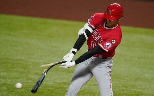 【MLB】大谷翔平、第1打席でバット折りながらも右前打　新人右腕から2試合連続安打