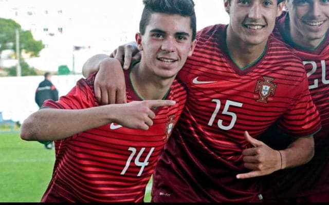 ウォルバーハンプトンがポルトからU-21ポルトガル代表MFヴィティーニャをレンタルで獲得