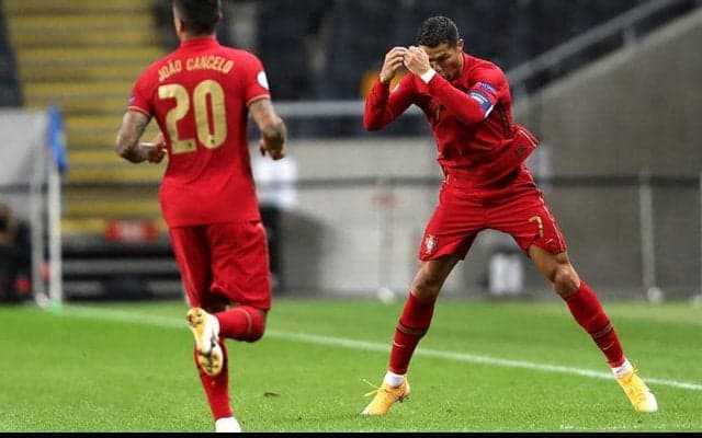 ギグス「C・ロナウドも40歳までプレーできる」 「最高のプロフェッショナル」とも