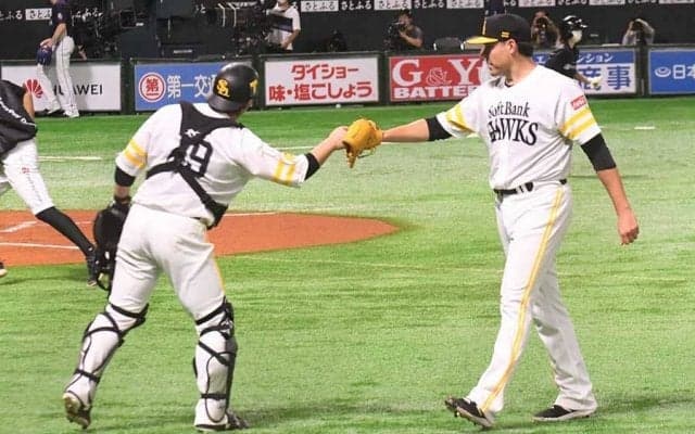 鷹を待つ“地獄”の7週連続移動ゲーム　終盤戦の鍵を握る工藤監督のマネジメント力