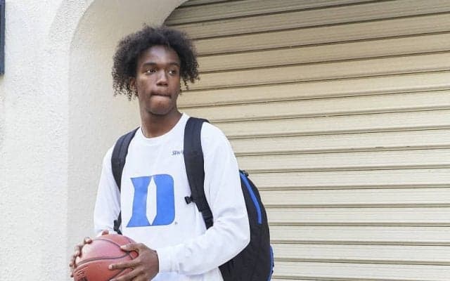 スポルディング×デューク大学のコラボレーション新商品が登場…Tシャツ2種を3カラーで販売