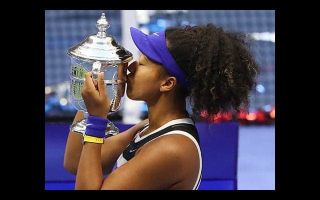  大坂を元大統領の妻が祝福 