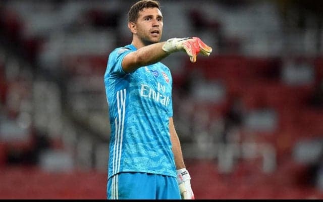 アストン・ビラ、アーセナルGKマルティネスを獲得! 昨季FAカップ制覇に貢献