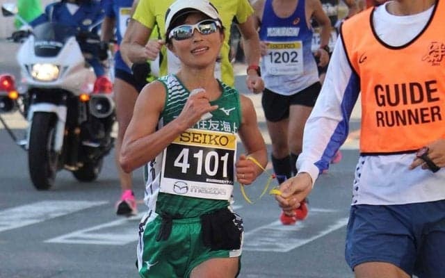 「逃げるな」　ブラインドマラソン道下美里を競技者へと変えた伴走者の言葉