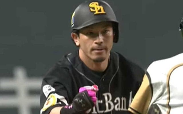 「一生の思い出やろうな」鷹・松田宣がグータッチを交わした“意外な相手”にファン嫉妬