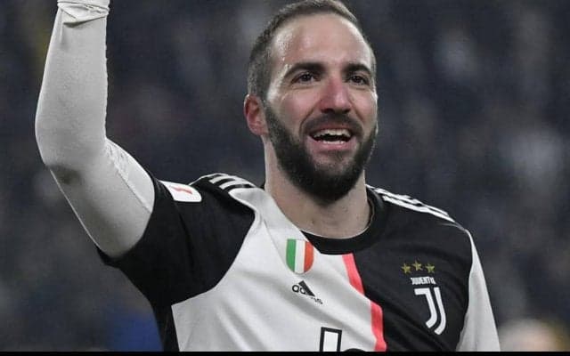 イグアインのユーベ退団が正式決定、双方合意で契約解除