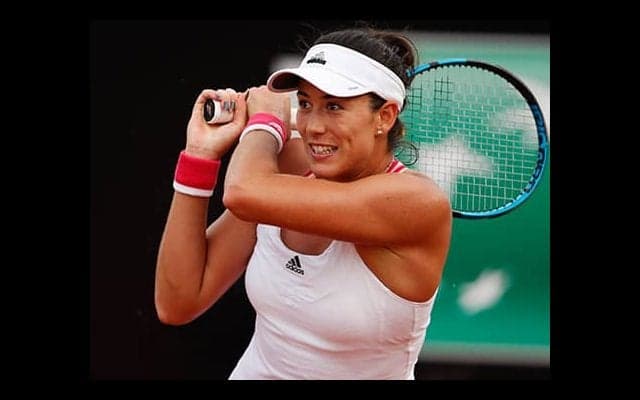  好調アザレンカを破り4強へ 