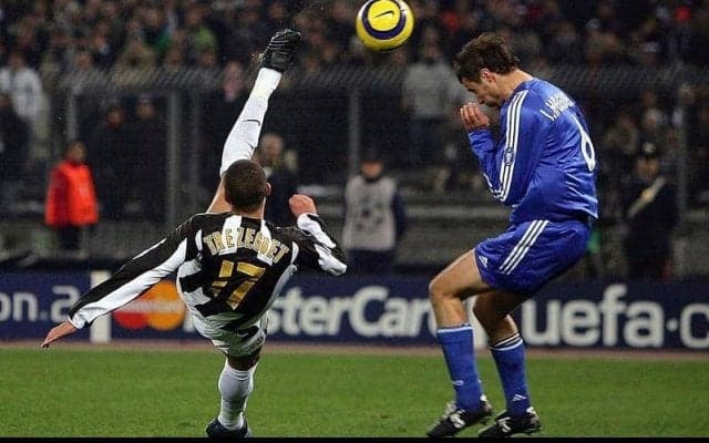 往年の名ストライカー、トレゼゲがレアル相手に叩き込んだ豪快オーバーヘッド【インクレディブル・ゴールズ】