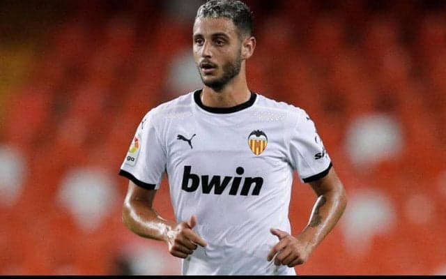 バレンシアが生え抜きMFエスケルドと2024年まで契約延長