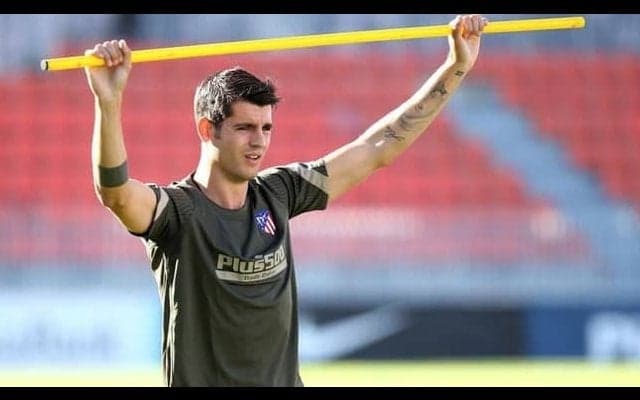 モラタがトリノに到着 ユヴェントスは「チャオ」と歓迎