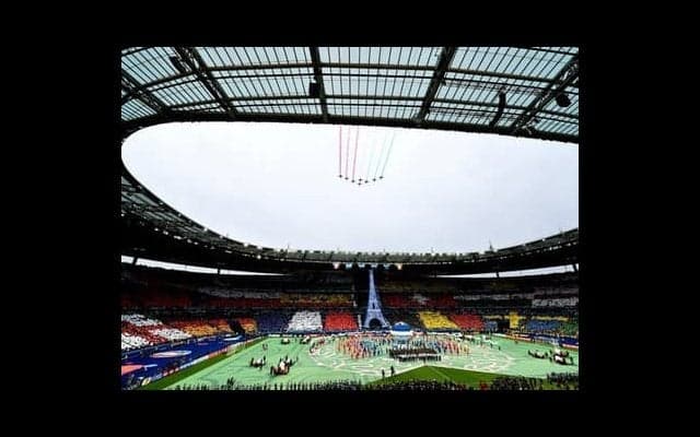 ジダンの特異性とトルシエジャパン惨敗。欧州スポーツの聖地で見た事件