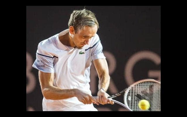  メドヴェデフ 初戦敗退の波乱 