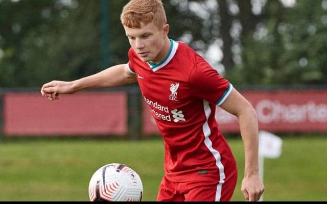 リバプールが若手の逸材、17歳MFスティーブンソンとプロ契約