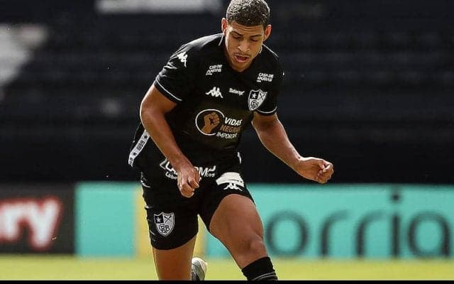 本田同僚の18歳逸材FWがマルセイユ移籍か？　クラブ間交渉停滞も加入濃厚