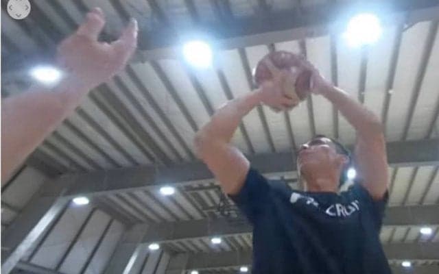 漫画『リアル』の世界をスマホでVR体感できるスゴい動画