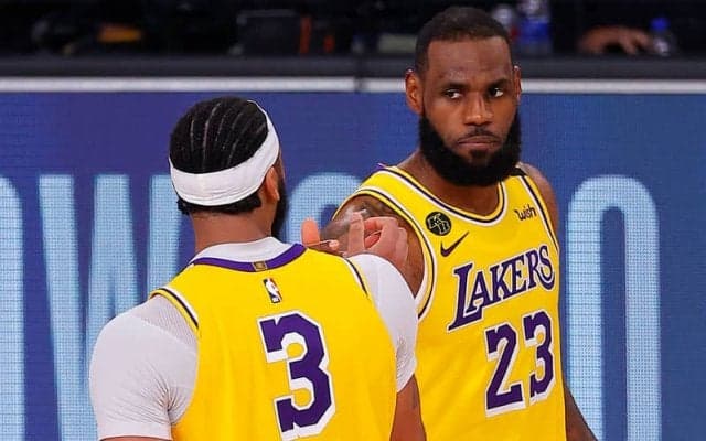 【NBAプレーオフ33日目】レイカーズの2枚看板がまたも躍動…ナゲッツを下し、NBAファイナル進出まであと1勝