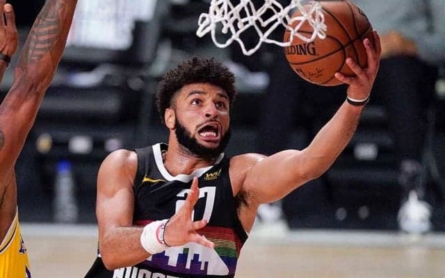 【NBA】レブロンを翻弄、マレーのダブルクラッチに米興奮　ジョーダンとの比較に「めちゃ似てる」