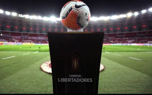 フラメンゴで選手16名がコロナ感染…試合延期求めるも…