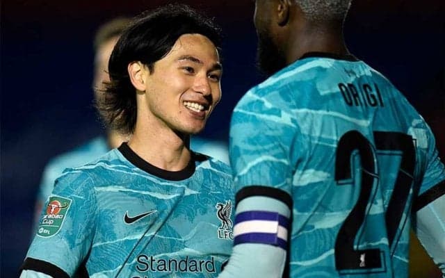 南野拓実の「最高のフィニッシュ」　右足一閃、鮮烈ミドルに現地興奮「本当に美しい」