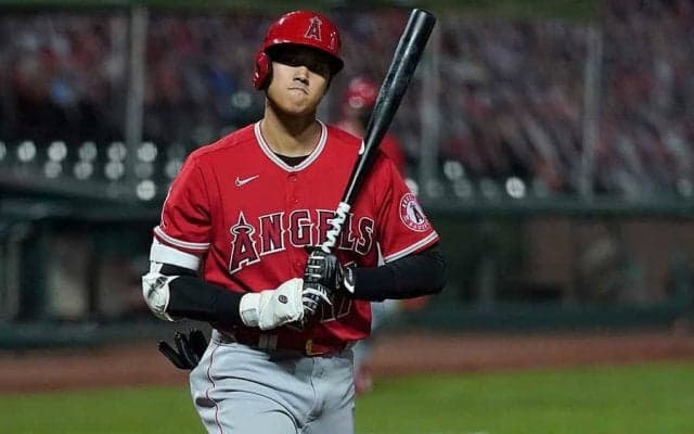 【MLB】大谷翔平、代打・見逃し三振で無念の終戦　エ軍6年連続プレーオフ進出ならず
