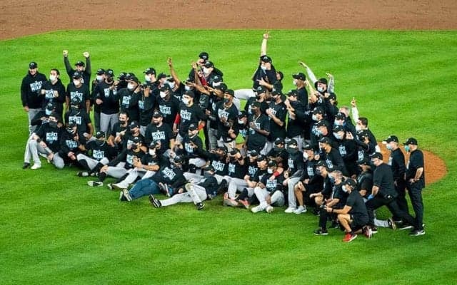 マーリンズが17年ぶりPO進出　新型コロナ18人感染スタートもMLB公式「1つのサプライズだ」