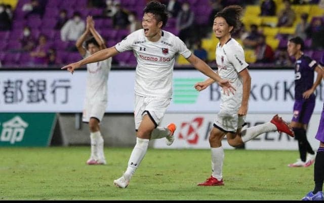 大宮が2点差ひっくり返す圧巻の逆転勝利を披露! 2位・徳島は手痛いドロー…《J2》