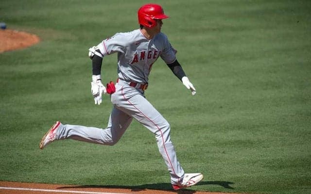 【MLB】大谷翔平、第1打席で“快足”一塁内野安打　今季最終戦で豪快アーチなるか