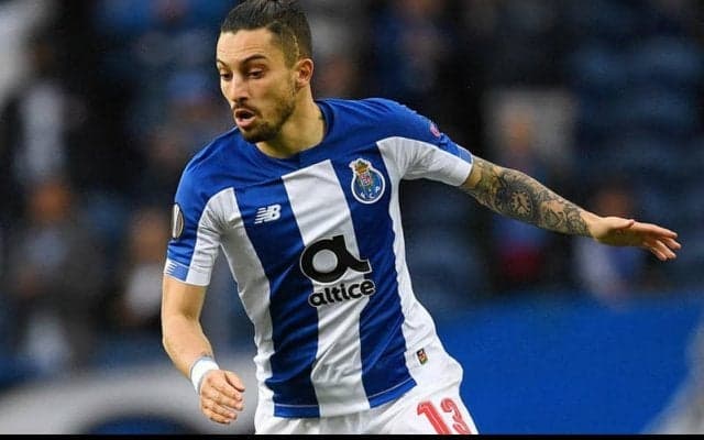 ユナイテッドがポルトのブラジル代表DFアレックス・テレスの獲得に迫る