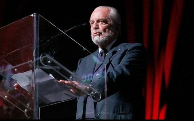 ナポリ会長が新型コロナ感染から復活　2度の検査でいずれも陰性