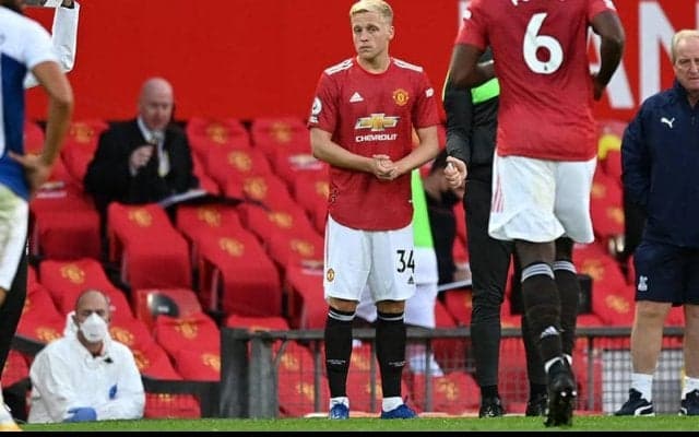 「全くもって好ましいものじゃない」 ファン・デ・ベーク代理人が顧客の“扱われ方”に憤る