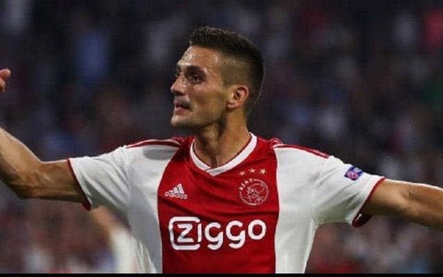 そのコースは止められない！タディッチが近距離から決めたアンストッパブルなゴール【インクレディブル・ゴールズ】