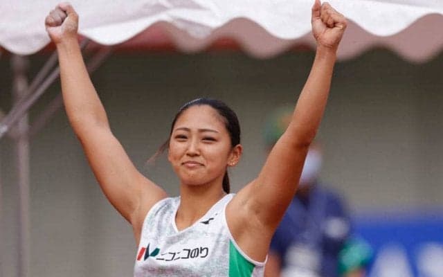 やり投げ・佐藤友佳が初日本一　“元幼稚園職員”が2cm差逆転V「最後は記録意識した」