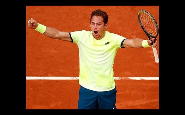  5時間の死闘制しGS初3回戦へ 