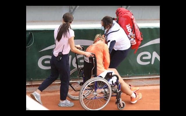  全身けいれんに敗者は怒り 