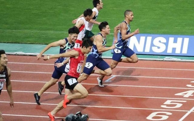 桐生祥秀、10秒27で6年ぶり2度目V　ケンブリッジに0秒01差激走で「日本最速」奪回