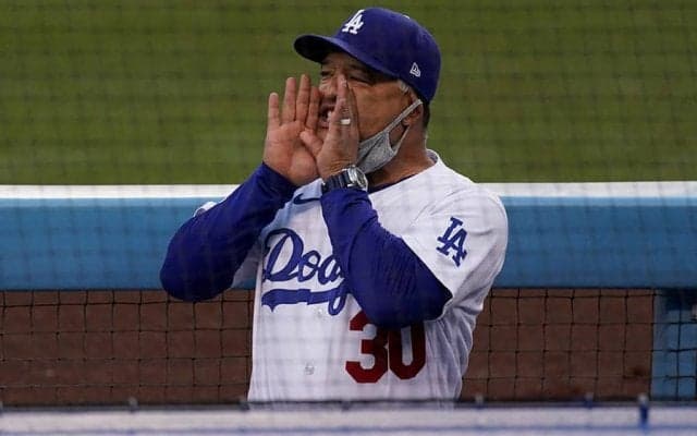 【MLB WCシリーズ】ユニホームにマイク付け試合中のインタに賛否　ド軍監督は苦言「今後は応じない」