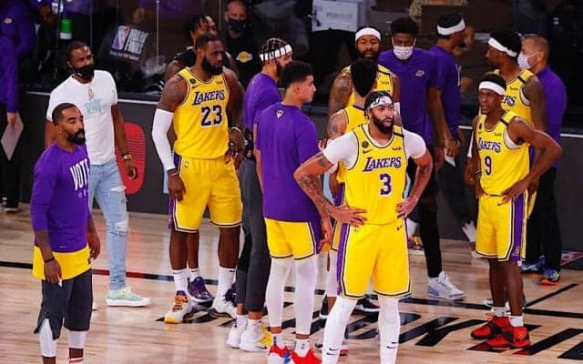 ファイナル第1戦に勝利したレイカーズ…レブロンは大量リードで気を緩めたチームメートへ叱責「試合はまだ終わっていない」