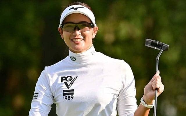 原英莉花、13アンダー首位独走で前半終了　メジャー初Vなるか、小祝さくらは4打差2位