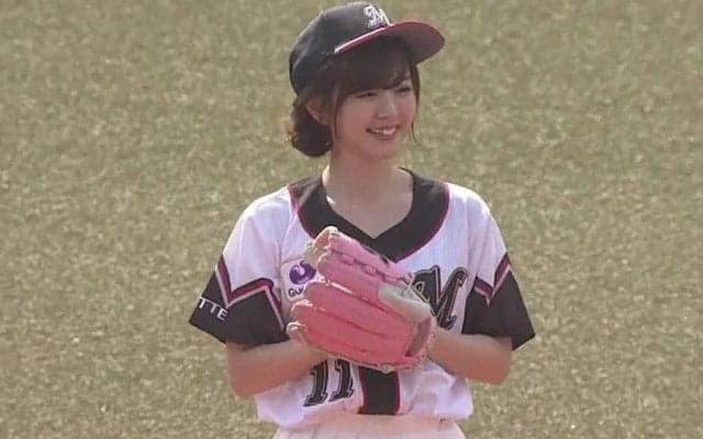 「くおおおおお」元℃-ute鈴木愛理さんワンバン始球式に悔しさ　ファンは笑顔称賛「天使？」