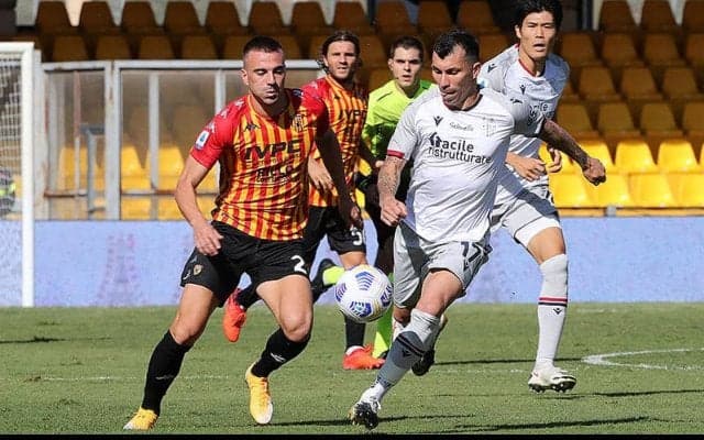 ラパドゥーラ弾に沈んだボローニャ、昇格組のベネヴェントに痛恨の敗戦…《セリエA》