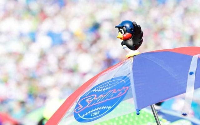 「やればできる」ティモンディ高岸の“号泣”始球式にファン感動「もらい泣きしました」