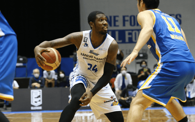 島根スサノオマジックがシーズン初戦を勝利で飾る、滋賀レイクスターズを51得点に抑える